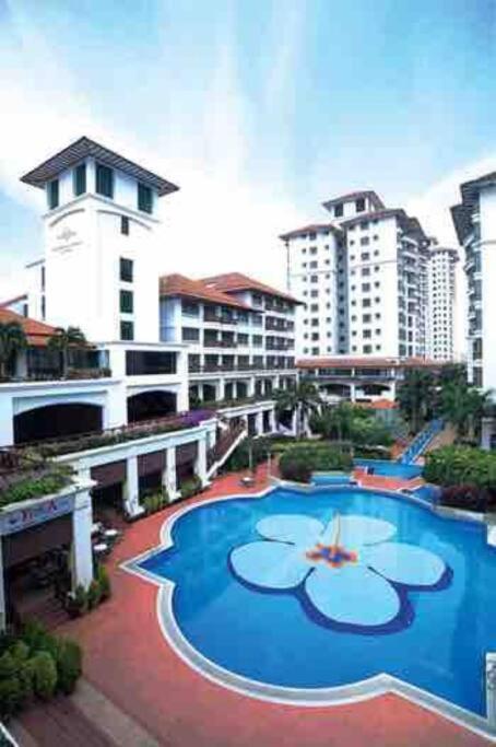 Modern Home Town Centre~Jonker~Mahkota Mall~ Mahkota Hospital Malacca Exterior photo